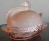 Sowerby_2031_-_Swan_covered_dish_-_pink,_1930s_1_1.JPG